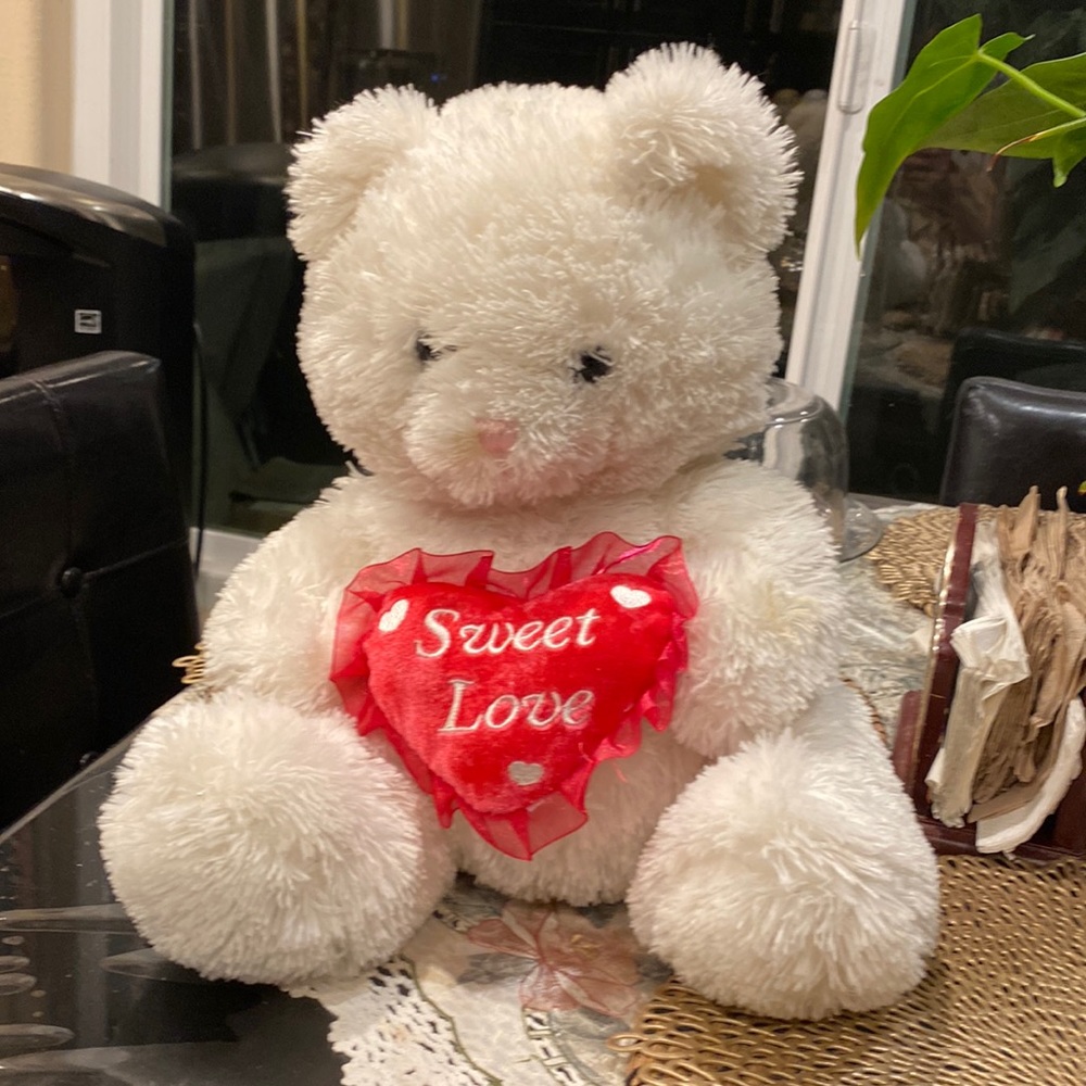 Chinda Sweet Love Staff Animal Bear With Pink Heart 17 inches tall